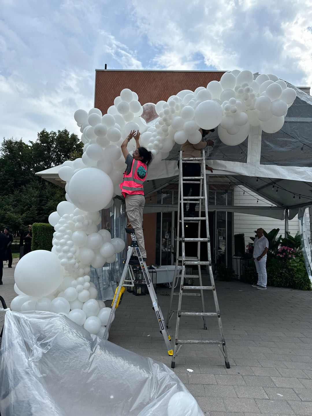 White Party Balloon Install